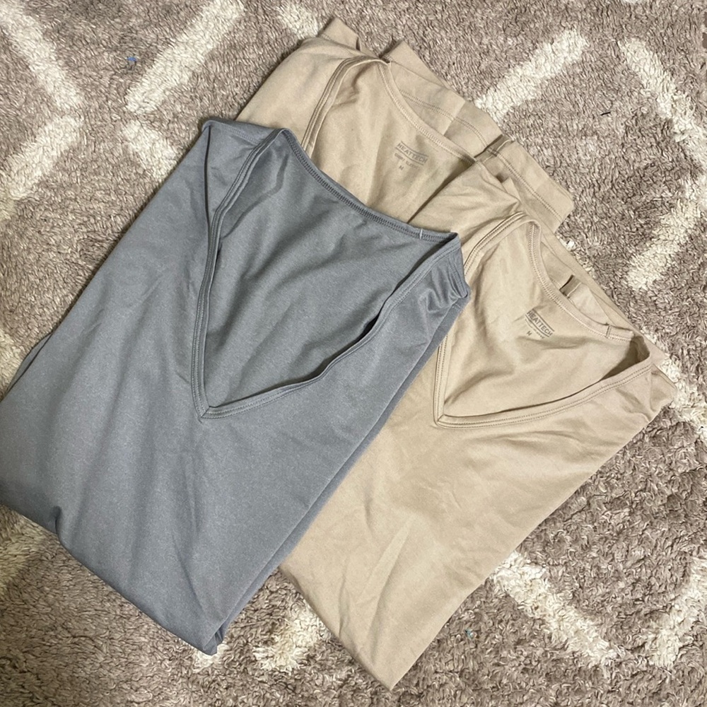 Uniqlo HeatTech Short Sleeve layer BUNDLE (3)